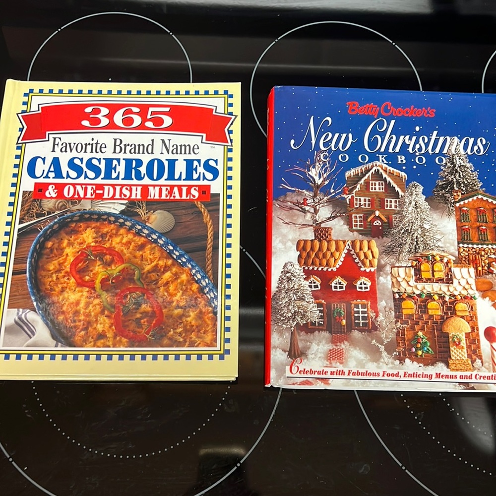 Set of 2 cookbooks
